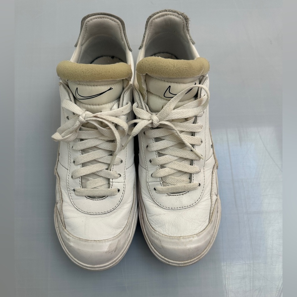 CN6916-100 Nike Drop-Type Premium white sneakers. 
Size Men’s 8